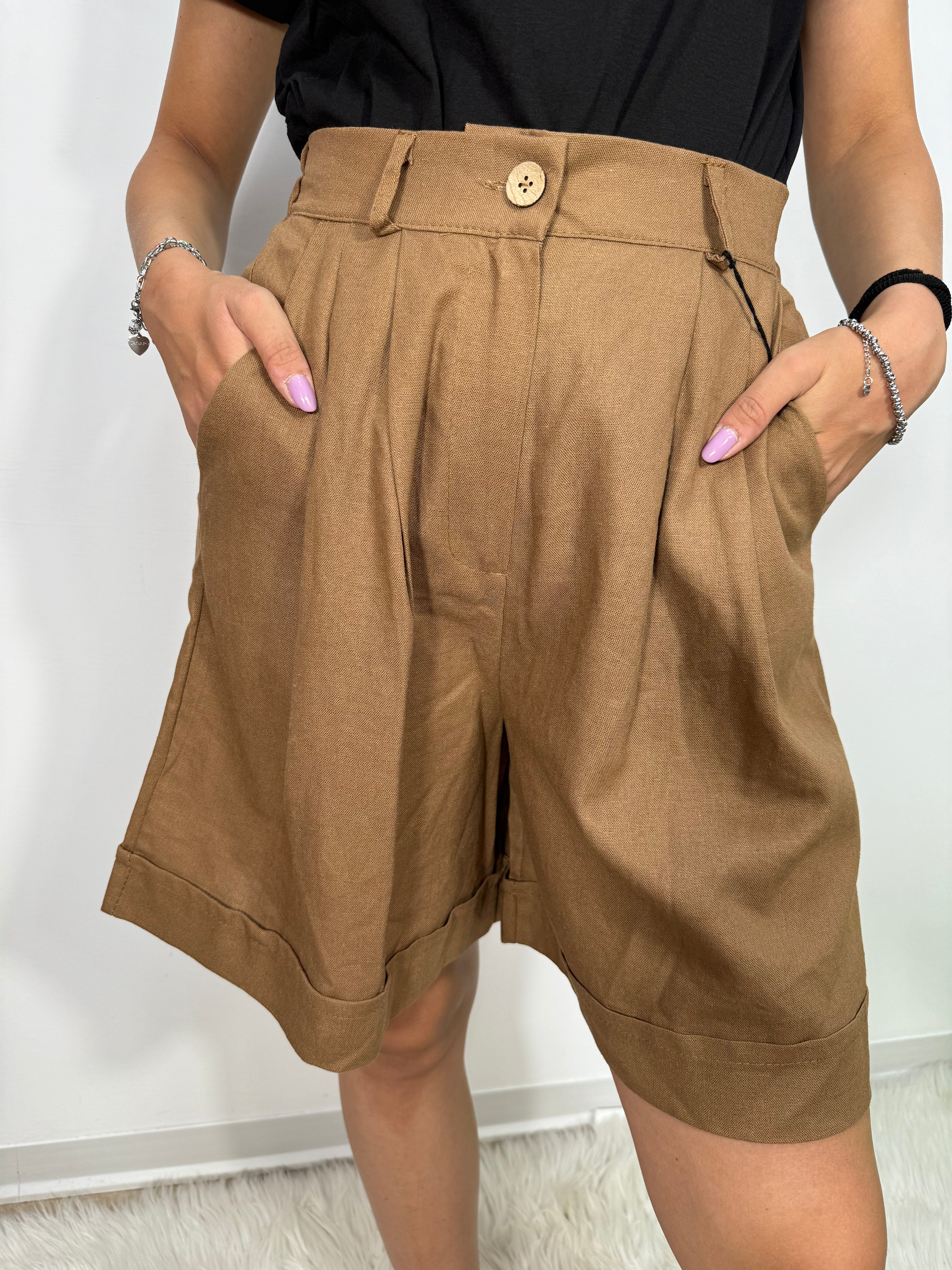 Short Clara (5738)