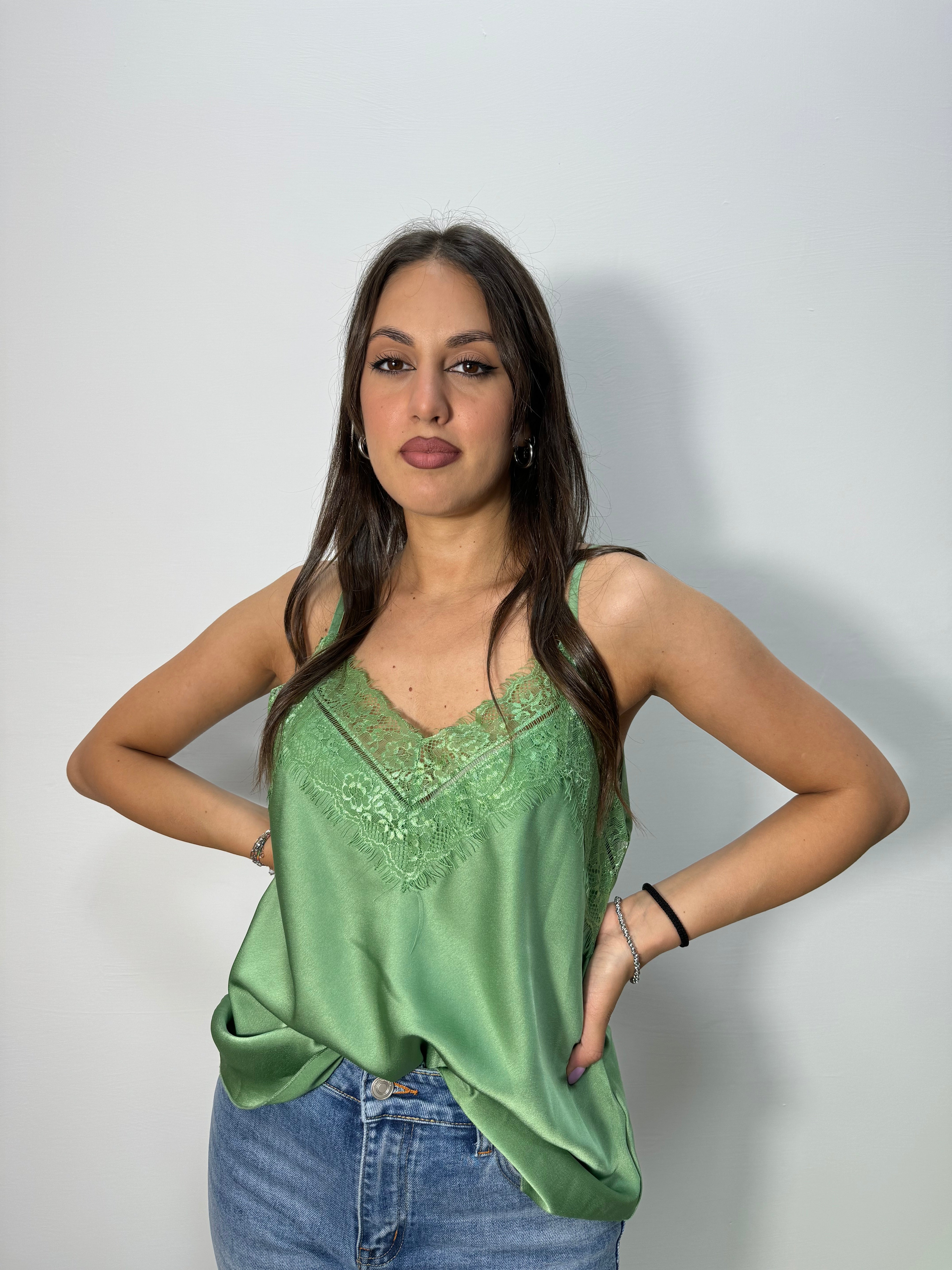 Top in raso con pizzo 8621